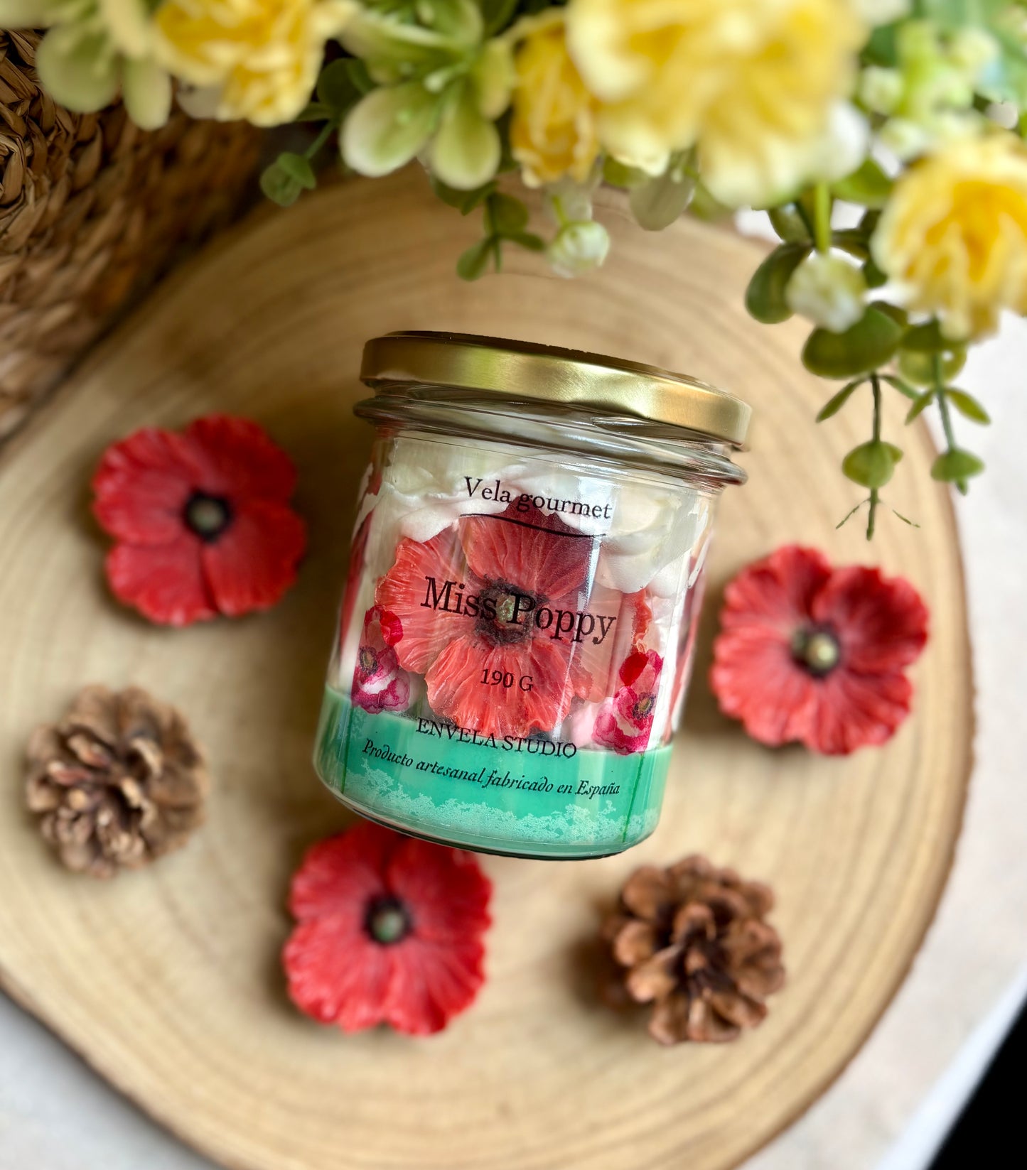 Vela "Miss Poppy"