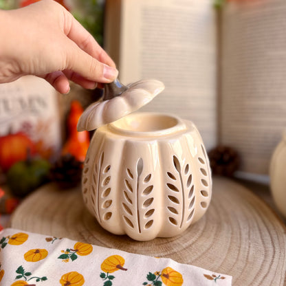 Pumpkin Cottage · Quemador de cerámica para wax melts