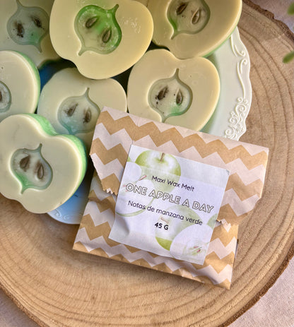 Wax melt "One apple a day"