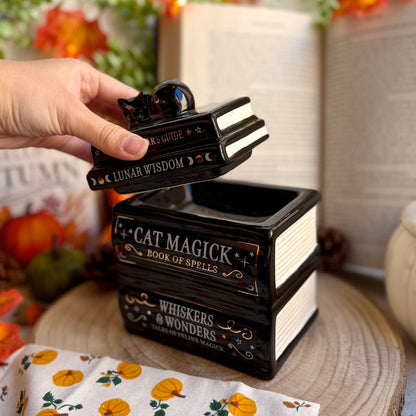 Haunted Bookshop · Quemador de cerámica para wax melts