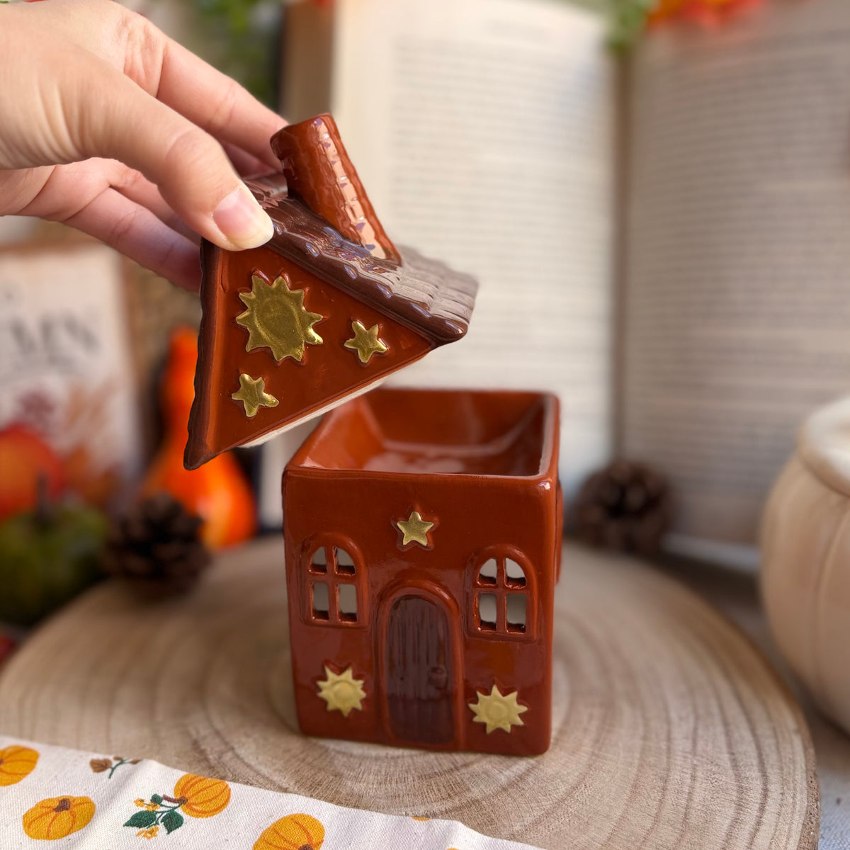 Hazelwood · Quemador de cerámica para wax melts